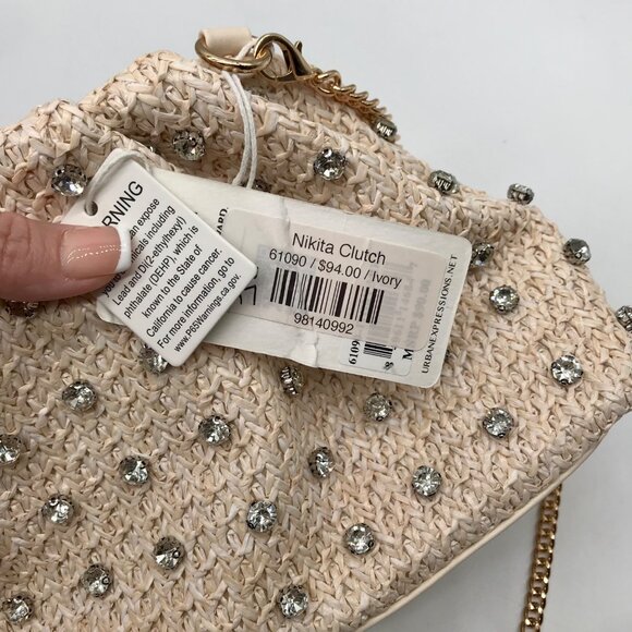 Urban Expressions Ivory Nikita Clutch - Picture 11 of 11